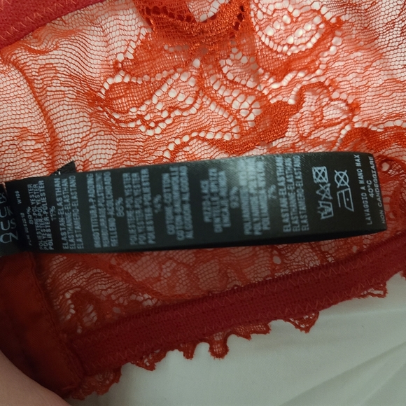 La Perla limited edition Brassiere 32b - Picture 8 of 13